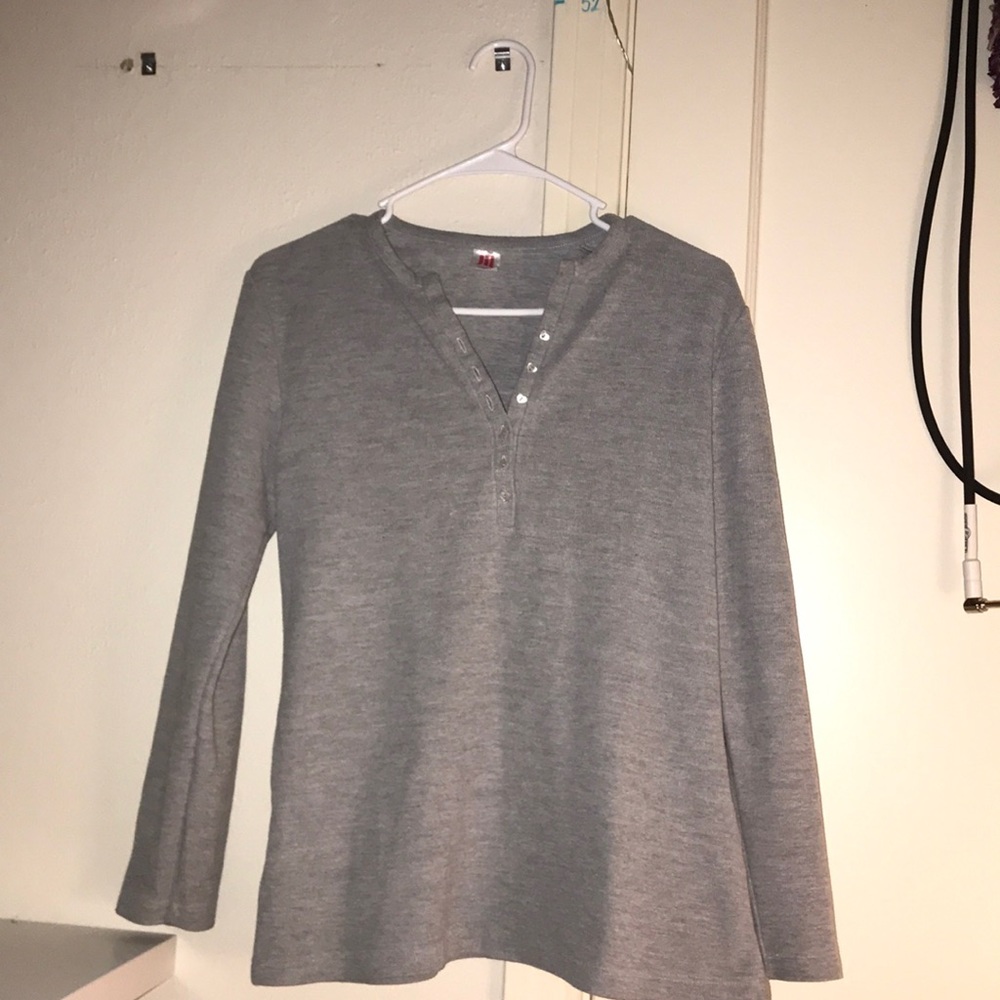 Heart shaped buttoned sweater